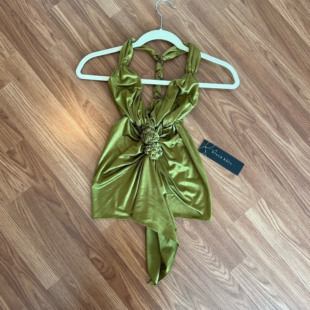 NWT Black Halo Super Sexy Halter